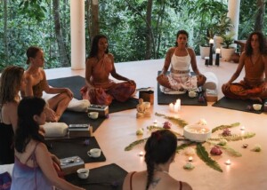 Sportieve verwenreis Sri Lanka - The Jungle Villa - yogasessie